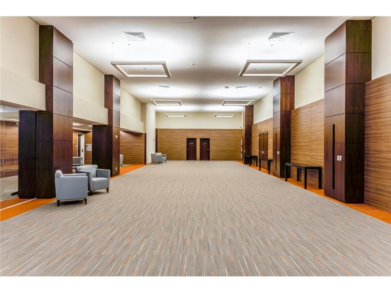 FOYER 1.jpg