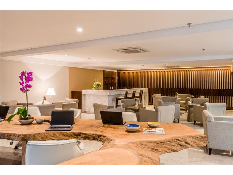 LOBBY BAR 1.jpg