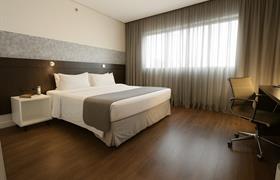 Luxo cama casal do Blue Tree Premium Alphaville