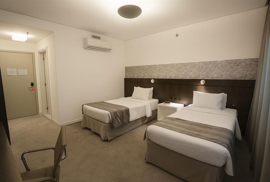 chat_superiortwin omn.jpg