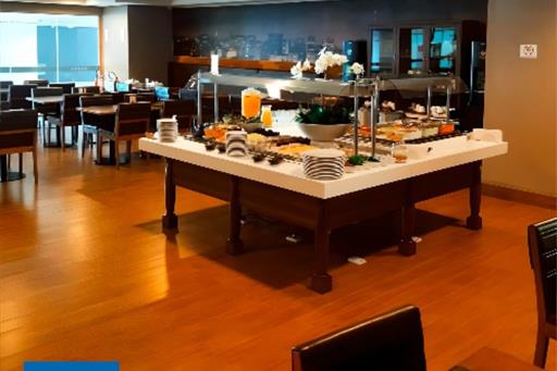 14 restaurante 3_easy-resize.com.jpg