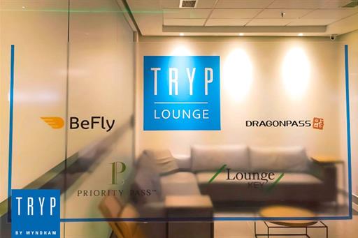 2 lounge tryp 2_easy-resize.com.jpg