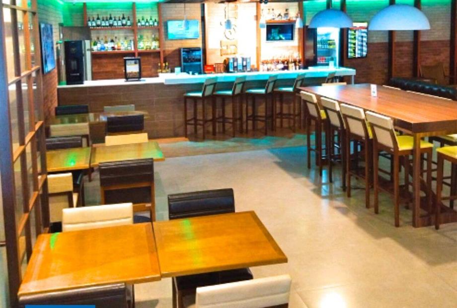 1 bar 2_easy-resize.com.jpg