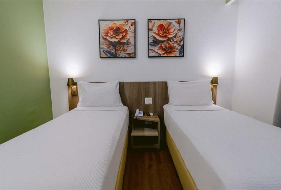 slca - standard twin (4).jpg