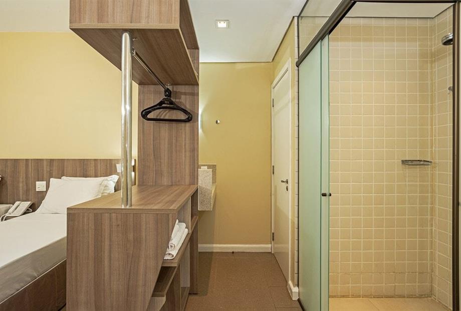 slca - standard twin - banheiro (3).jpg