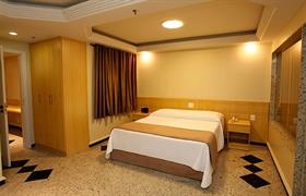 SUITE COM HIDROMASSAGEM do Elegance Praia Hotel Rio de Janeiro