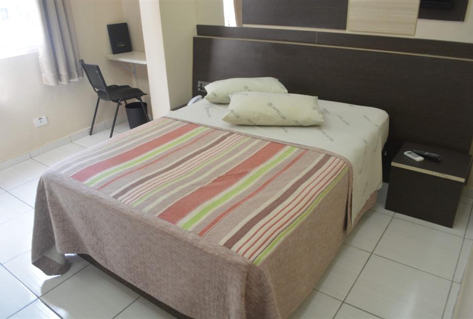 42Calstar_quarto final6_3.jpg