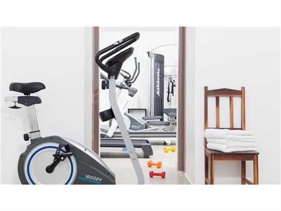 _MG_0664 academia residence.jpg