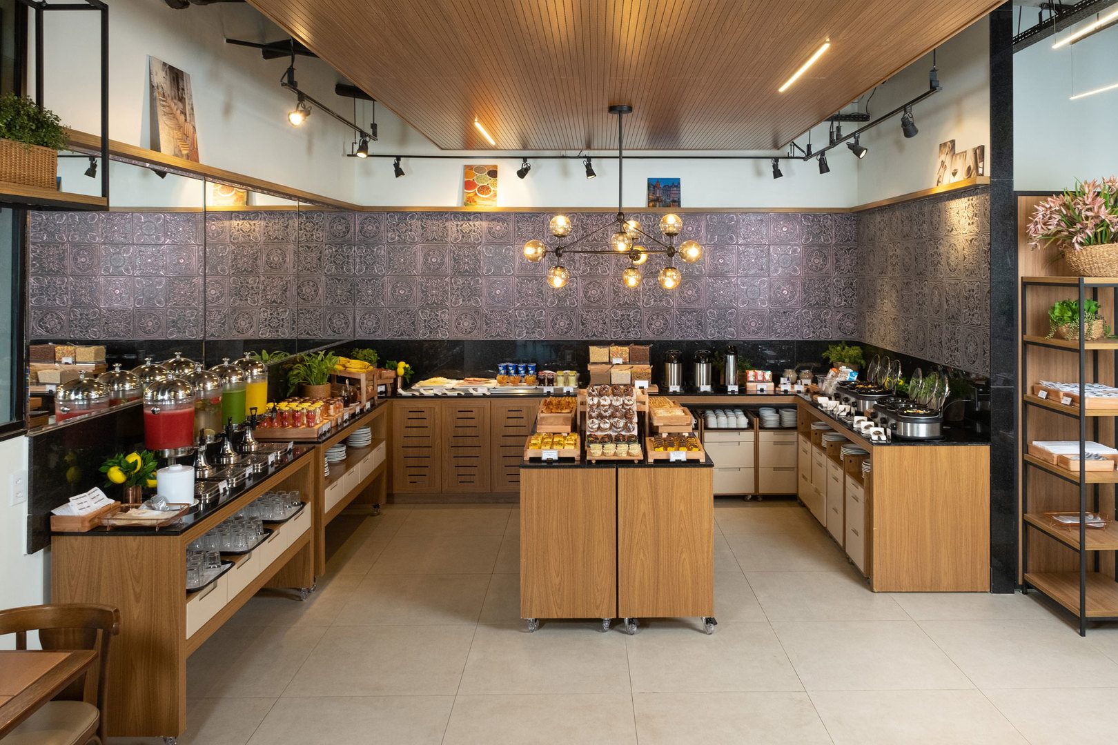 Imagen ilustrativa del hotel Hplus Vision Executive