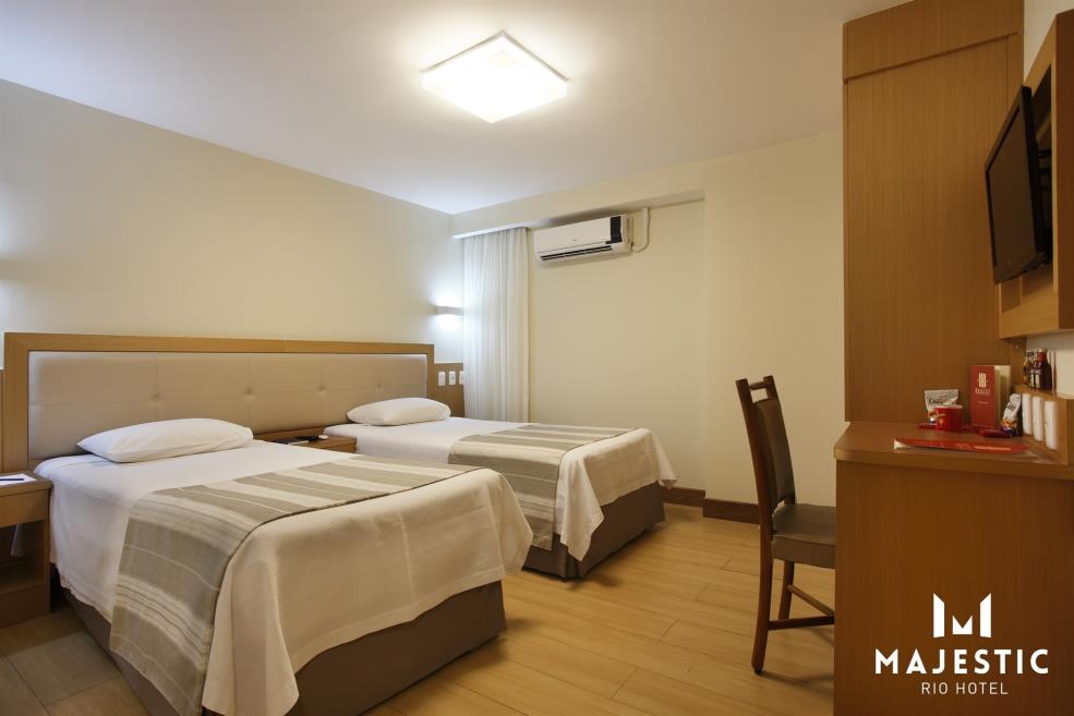 Quarto-Standard.jpg