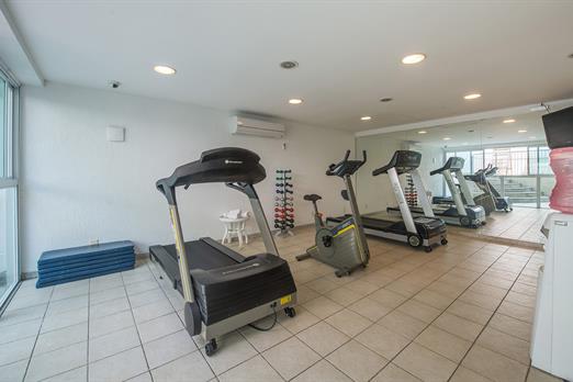 promenade palladium_academia  (1).jpg