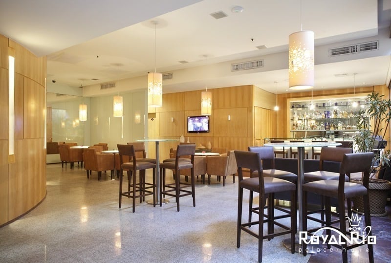 lobby-bar.jpg