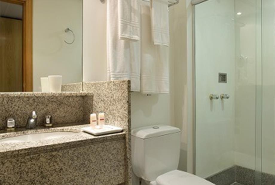 Banheiro Standard.jpg