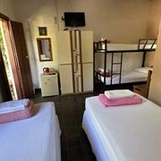 Cama em Dormitório Misto  Especial com 4 Camas