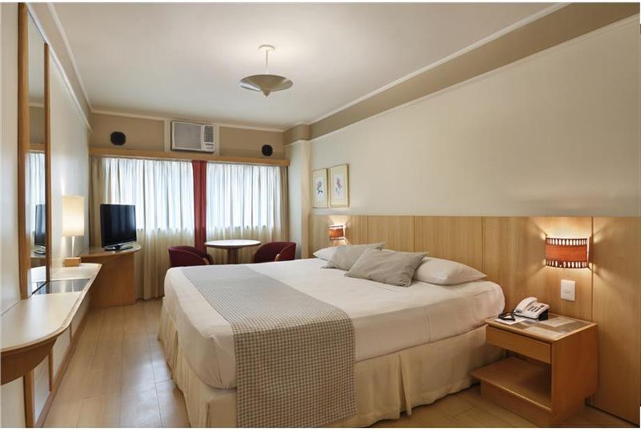 Quarto duplo/cama de casal