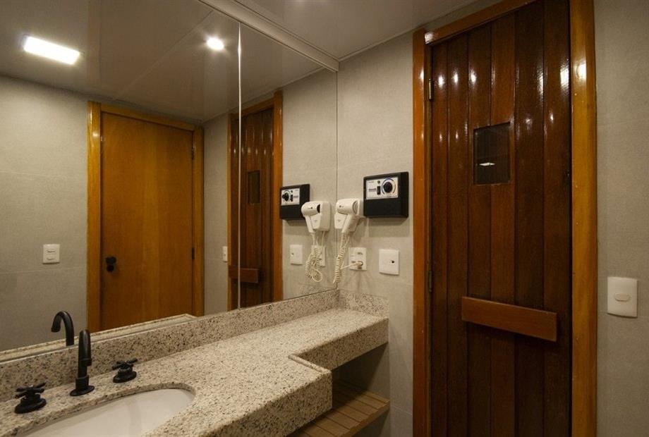 superluxo sauna1.jpg