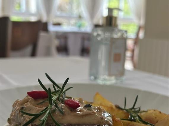 whatsapp image 2025-05-28 at 18.19.14 (2).jpeg