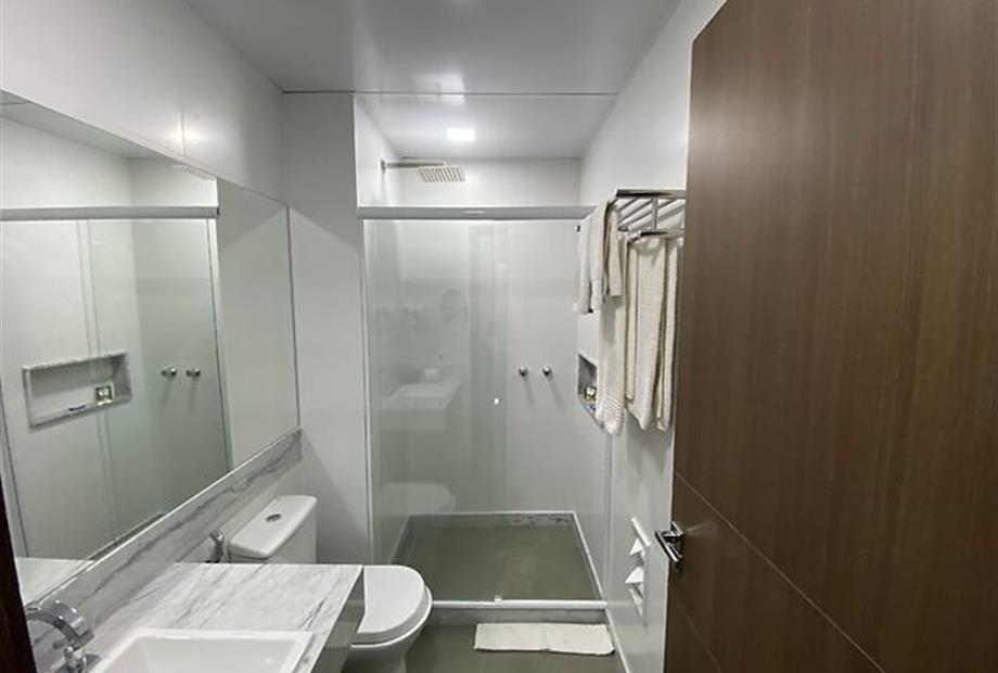 booking iiiiii omnibees.jpg