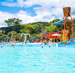 14 - Parque Aquático.png