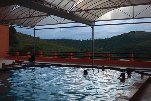09 - Piscina aquecida.jpg