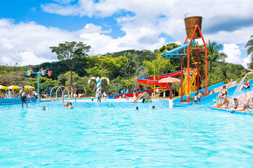 14 - Parque Aquático.png