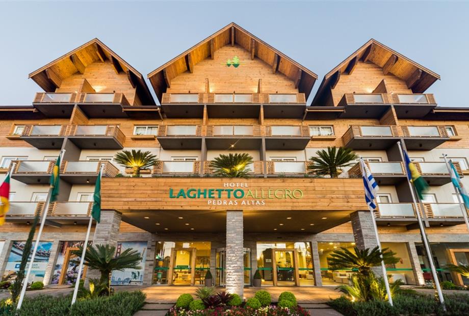 fachada - laghetto allegro pedras altas (1).jpg