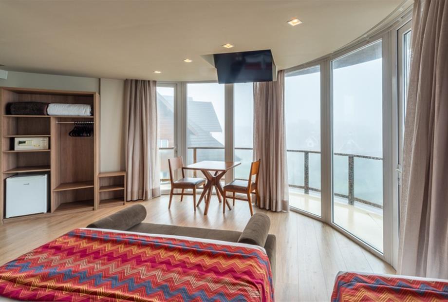 89 suíte premium.jpg