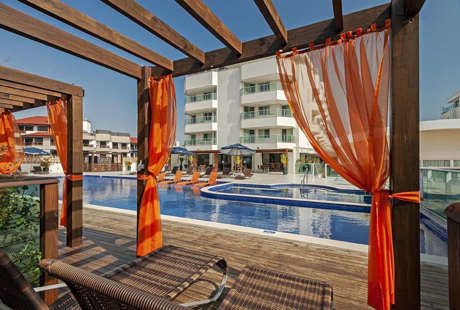 sefi - piscina (12).jpg