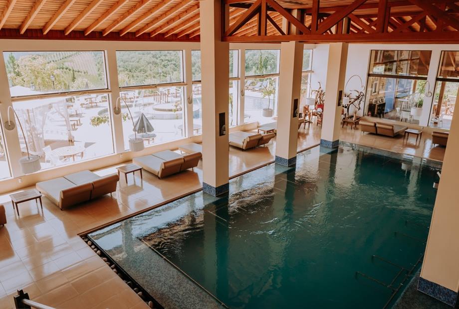 vino+spa+piscina.jpg