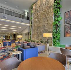hotel_deville_cuiaba-lobby_1.jpg