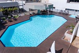 hotel_deville_cuiaba-piscina_1.jpg