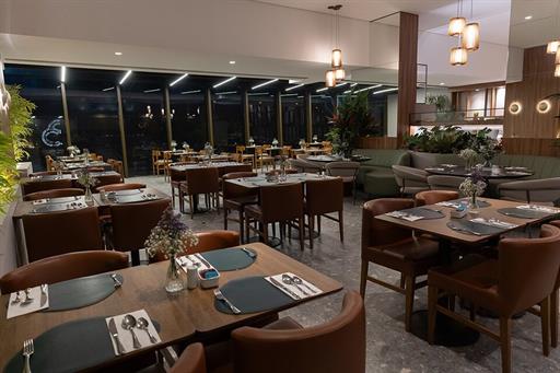 hotel_deville_cuiaba-restaurante-4.jpg