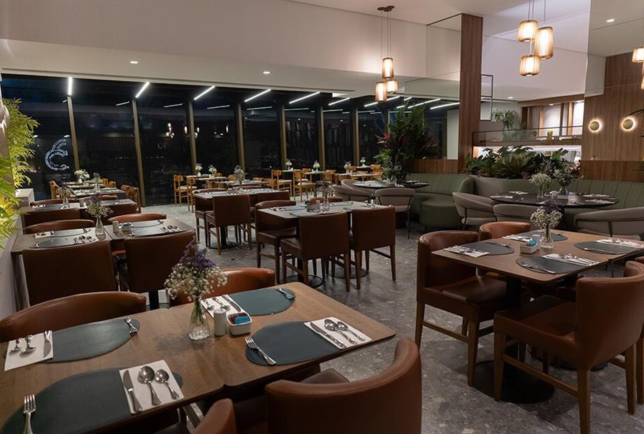 hotel_deville_cuiaba-restaurante-4.jpg