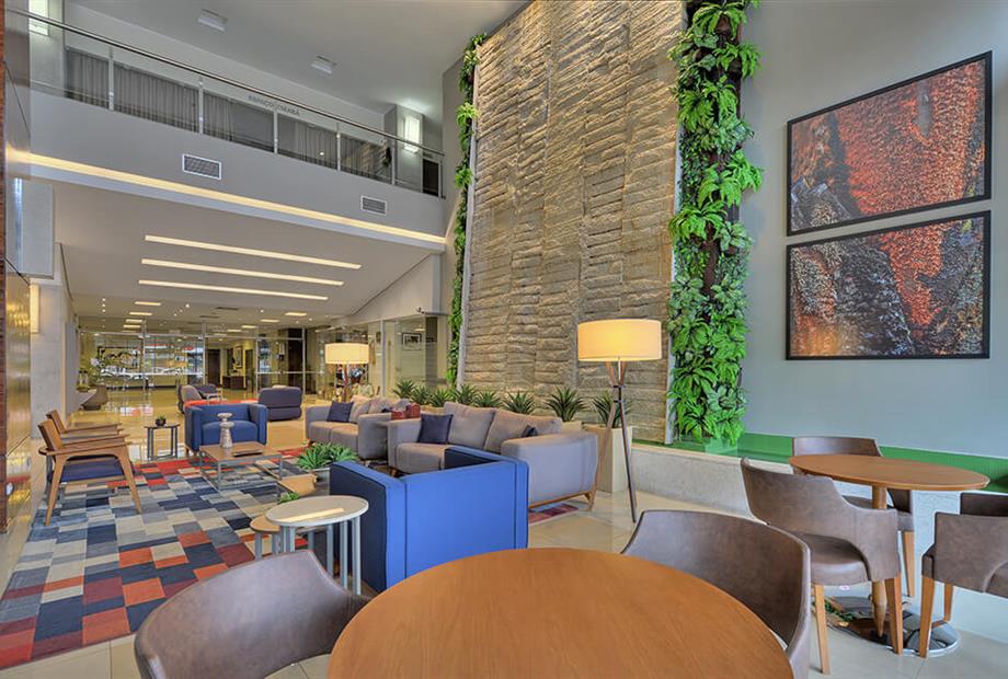 hotel_deville_cuiaba-lobby_1.jpg
