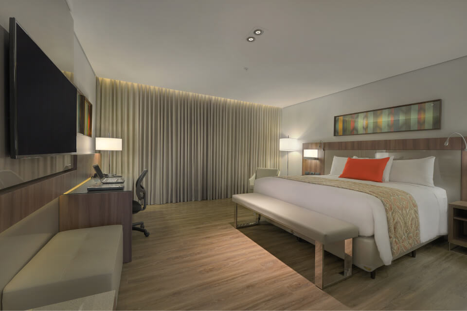 hotel_deville_campo_grande-luxo_superior_1_cc.jpg
