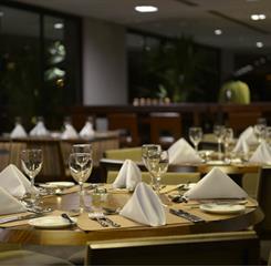 hotel_deville_campo_grande-restaurante_7.jpg