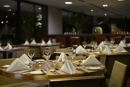 hotel_deville_campo_grande-restaurante_7.jpg