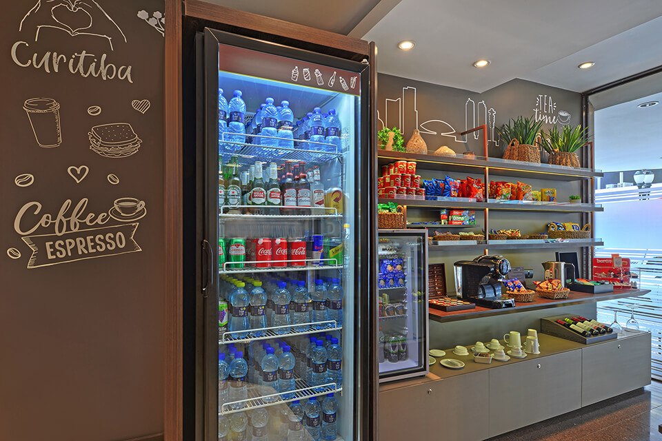 hotel-deville-curitiba_loja-de-conveniencia_01.jpg