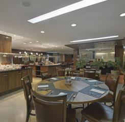 hotel-deville-curitiba_restaurantes-bares_02.jpg