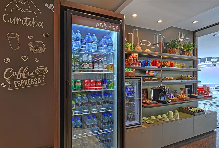 hotel-deville-curitiba_loja-de-conveniencia_01.jpg