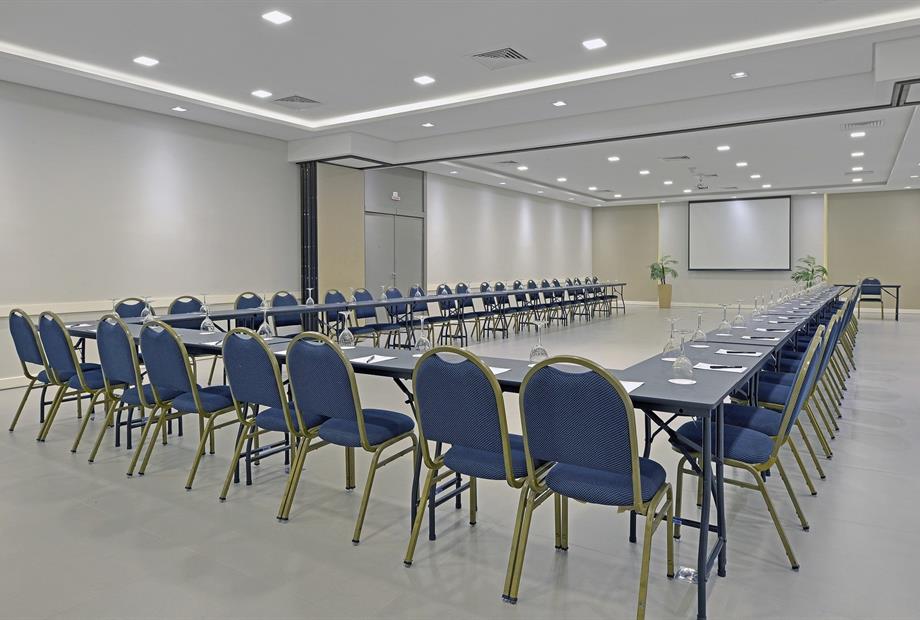 sala curitiba + marumbi u grande (1) atual.jpg