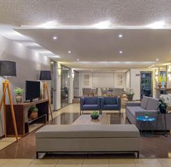hotel_deville_cascavel-area_de_estar_1.jpg