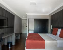 Quarto Luxo Casal Com 1 Cama Queen Size