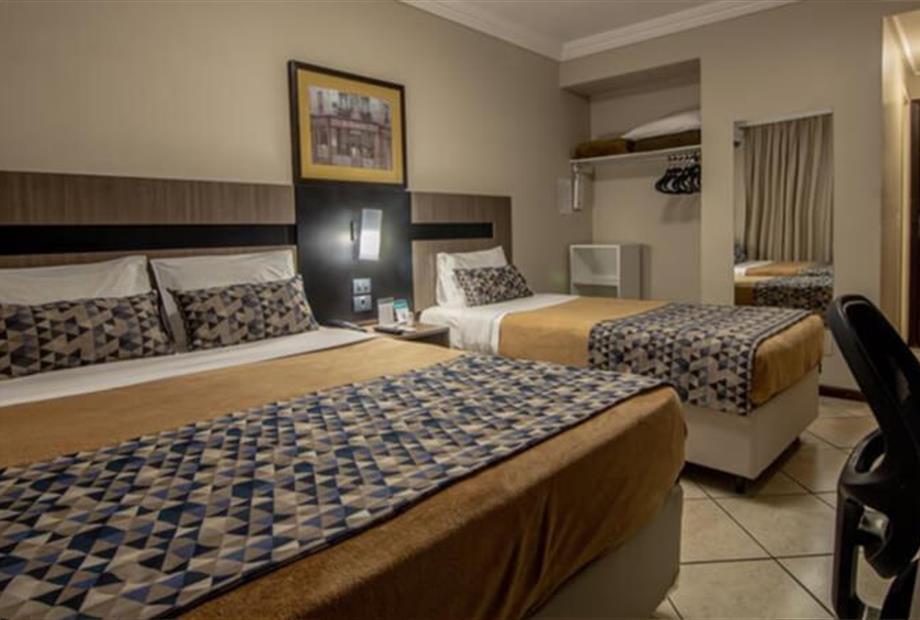 familia 1 cama de casal 1 cama solteiro (2).jpg