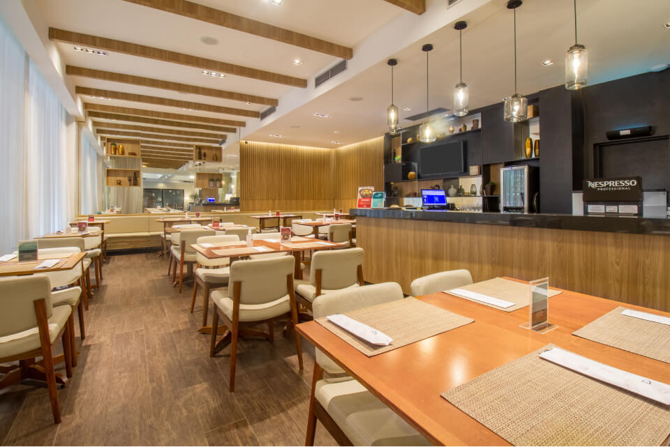hotel_deville_maringa-lounge_1.jpg