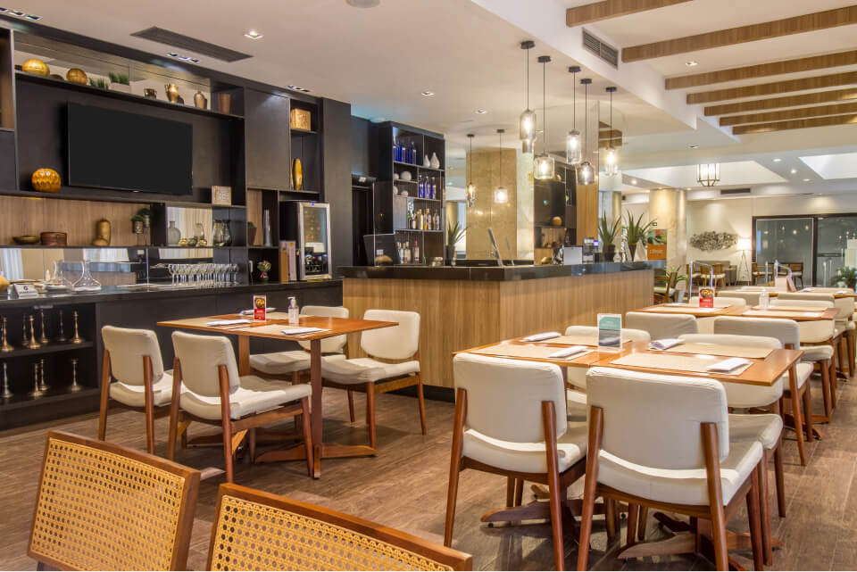 hotel_deville_maringa-lounge_2.jpg