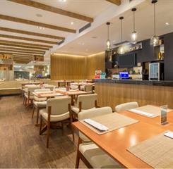 hotel_deville_maringa-lounge_1.jpg