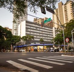 hotel_deville_maringa-fachada_4.jpg