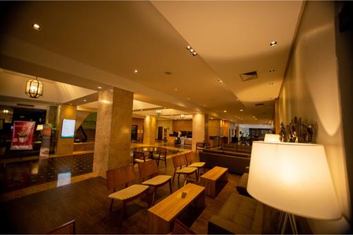 hotel_deville_maringa-lobby_2.jpg