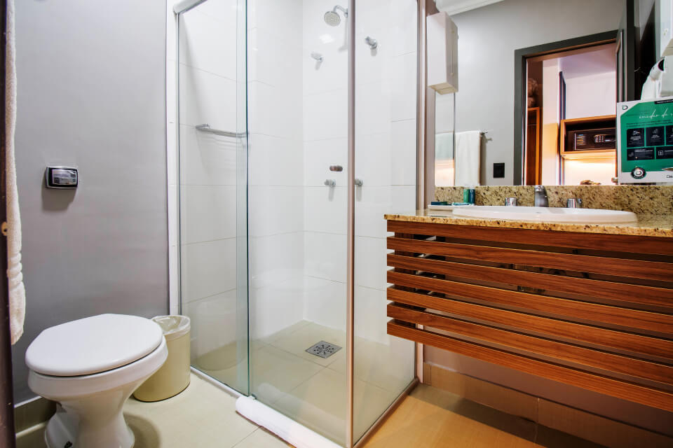 hotel_deville_maringa-quarto_standard_2cs_5.jpg